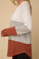 COLOR BLOCK LONG SLEEVE KNIT TOP