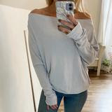 Off the Shoulder Thumbhole Top